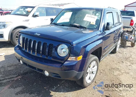 2015 Jeep Patriot Latitude z USA, uszkodzony, nr VIN 1C4NJRFB7FD354194